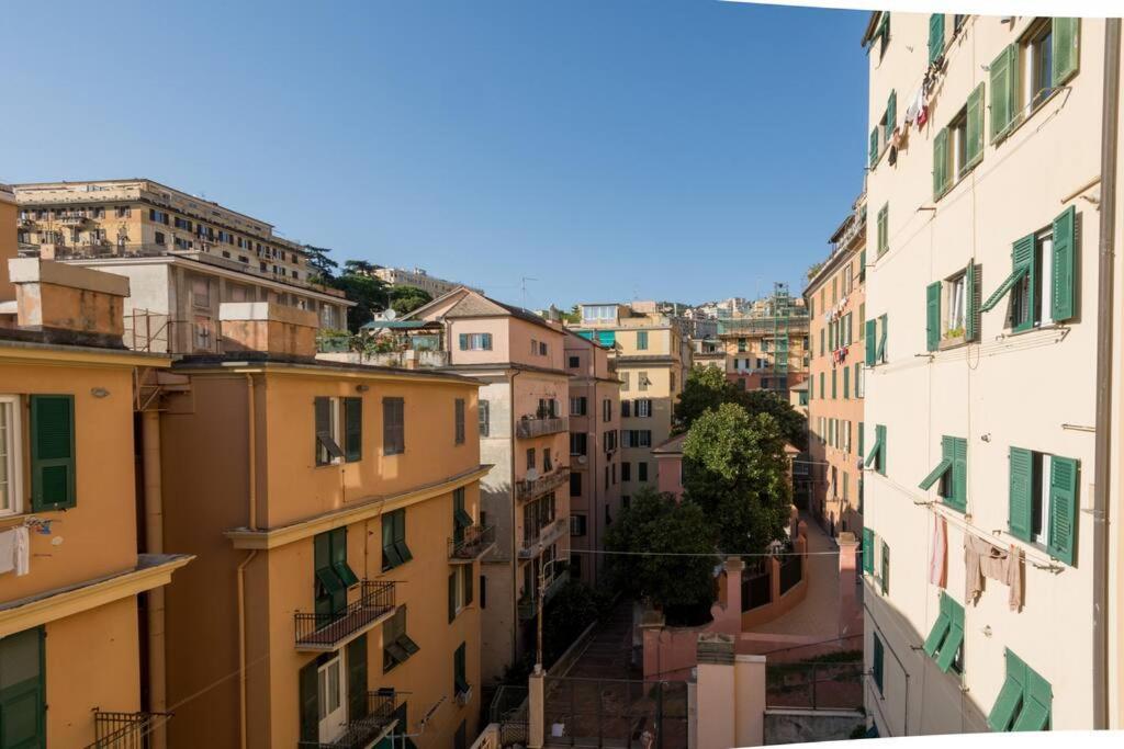Appartamento Salita S. Anna - Affitti Brevi Italia Genua Exterior foto