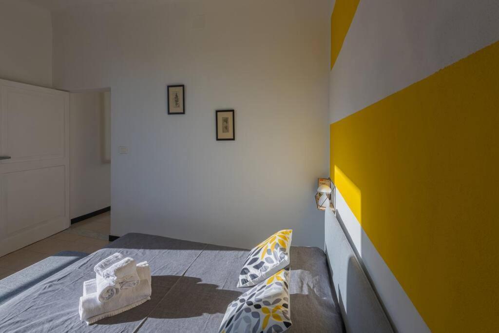 Appartamento Salita S. Anna - Affitti Brevi Italia Genua Exterior foto